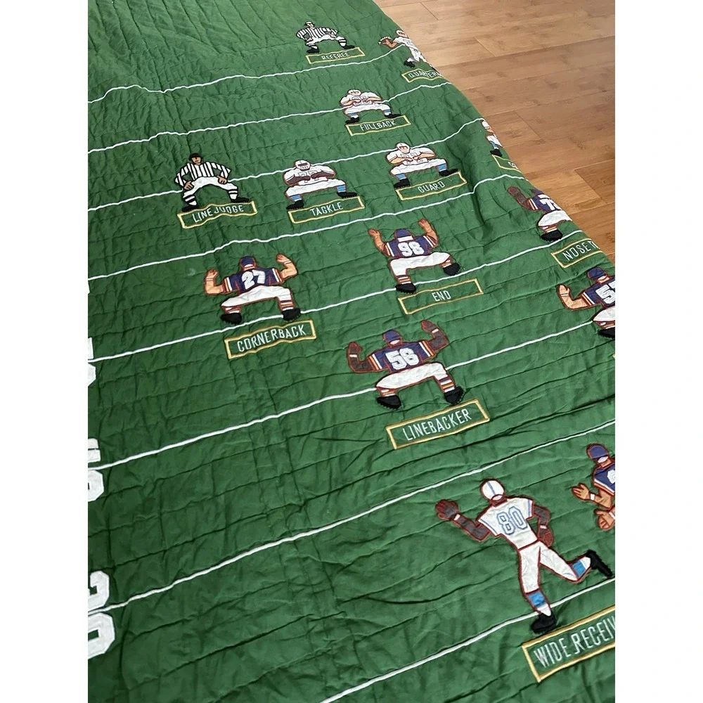 VTG Football Gridiron Player Positions Quilt Youth Land Of Nod 100% Cotton 87x70